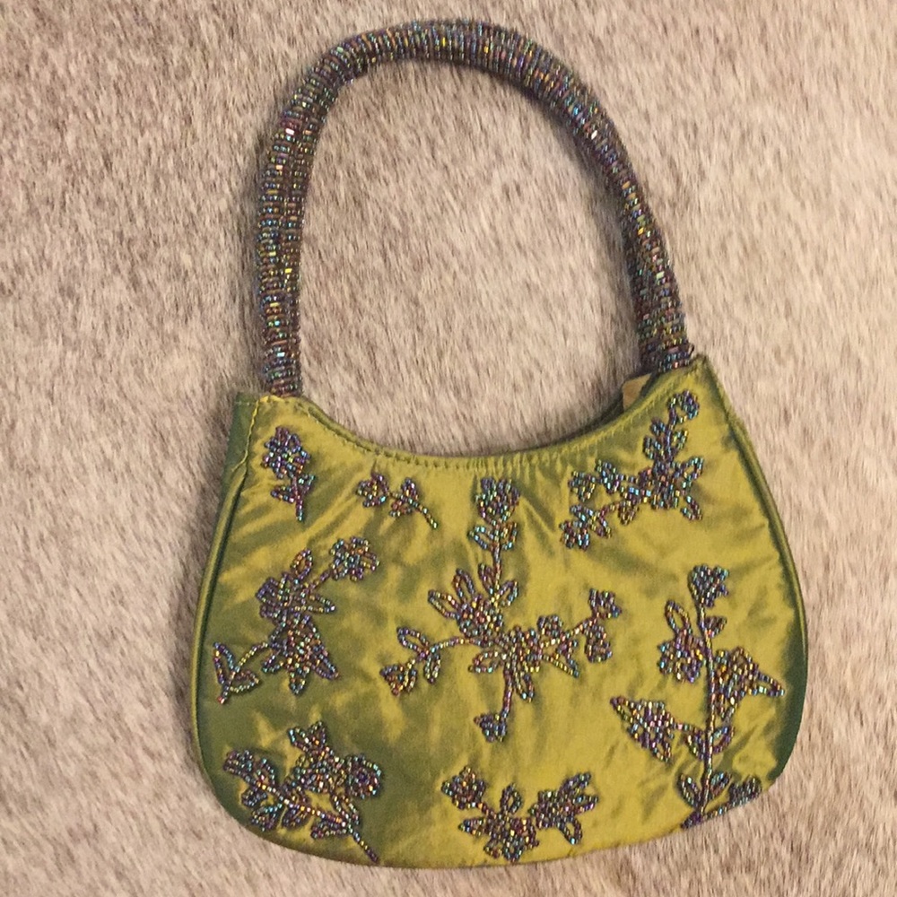 VINTAGE INSPIRED BEADED CHARTREUSE BEADED HANDBAG